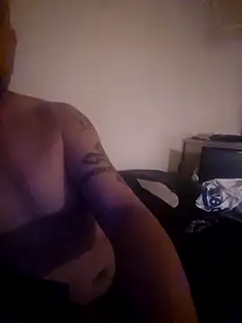 Snapshot of nakedtony81 chatting on March 2026 09:09:02 AM nakedtony81 online show from March 2026 09:09:02 AM