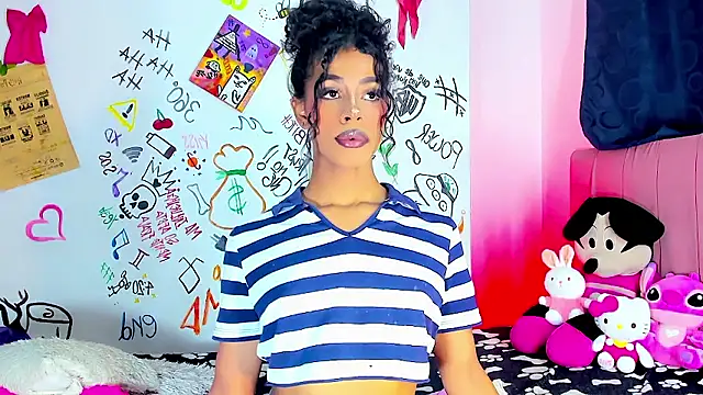 Snapshot of bloom444 chatting on January 2026 11:41:02 PM bloom444 online show from January 2026 11:41:02 PM