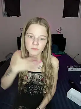 Snapshot of foxy_ana13 chatting on January 2025 07:55:02 AM foxy ana13 online show from January 2025 07:55:02 AM