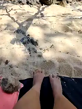 Snapshot of Alexvit2616 chatting on February 2025 06:46:01 AM Alexvit2616 online show from February 2025 06:46:01 AM