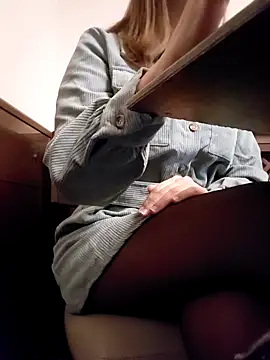 Snapshot of Alexvit2616 chatting on November 2025 08:44:01 AM Alexvit2616 online show from November 2025 08:44:01 AM