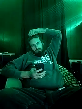 RobStrokes215 online show from November 2025 05:29:01 AM