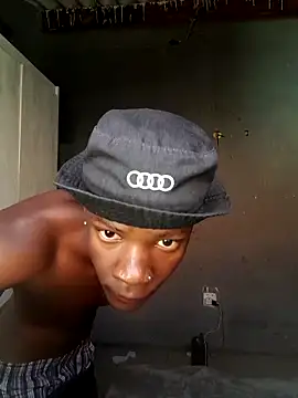 Snapshot of king_kgosiey55 chatting on April 2026 08:22:02 AM king kgosiey55 online show from April 2026 08:22:02 AM