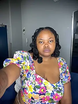 Curveysinaa online show from December 2025 10:05:01 PM