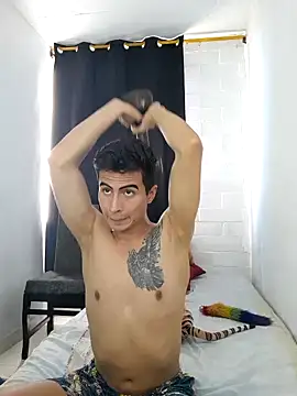 Velk hot online show from December 2024 08:40:01 PM