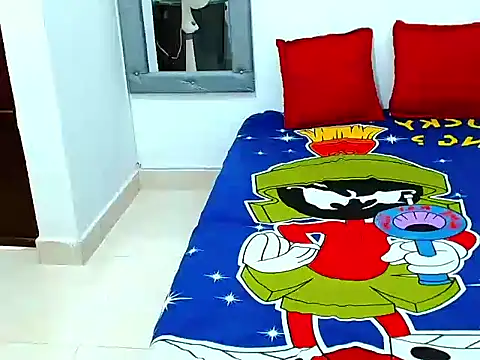 Velk hot online show from October 2025 07:56:01 PM