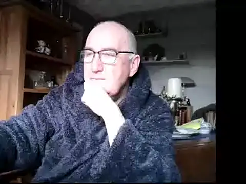 Adamdaddybear online show from December 2024 09:17:01 AM