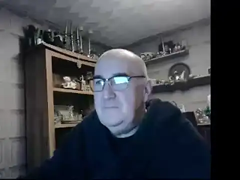 Adamdaddybear online show from December 2024 08:06:02 AM