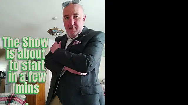 Adamdaddybear online show from October 2025 07:47:02 AM