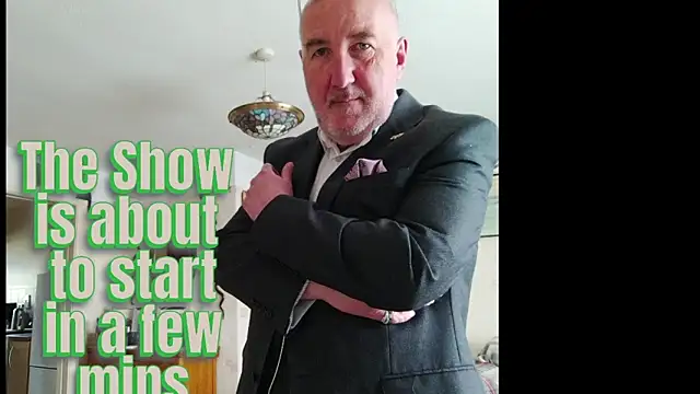 Adamdaddybear online show from April 2026 01:41:01 PM