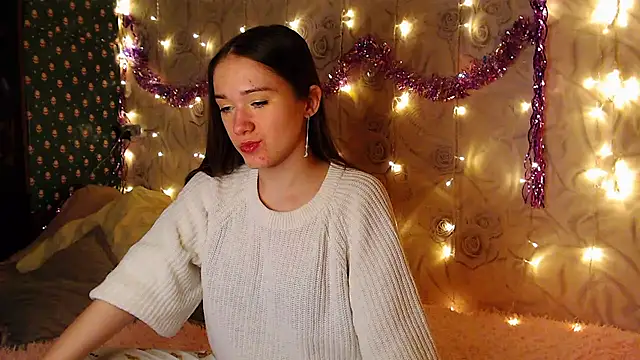 Snapshot of fluffy_kitty_ chatting on March 2025 02:45:01 PM fluffy kitty online show from March 2025 02:45:01 PM