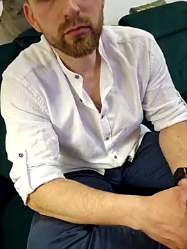 Snapshot of mikhael9999 chatting on March 2025 11:20:02 PM mikhael9999 online show from March 2025 11:20:02 PM