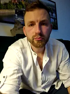 Snapshot of mikhael9999 chatting on March 2025 02:27:01 AM mikhael9999 online show from March 2025 02:27:01 AM