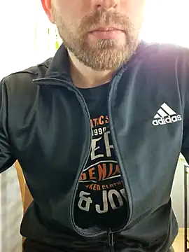 Snapshot of mikhael9999 chatting on March 2025 07:44:01 AM mikhael9999 online show from March 2025 07:44:01 AM