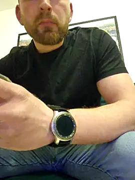 Snapshot of mikhael9999 chatting on March 2025 09:10:02 PM mikhael9999 online show from March 2025 09:10:02 PM