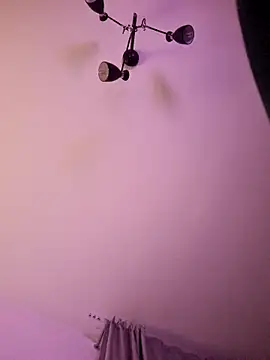 Snapshot of mikhael9999 chatting on October 2025 11:00:02 PM mikhael9999 online show from October 2025 11:00:02 PM