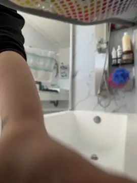 Sweetleeahxx online show from April 2026 01:44:01 PM