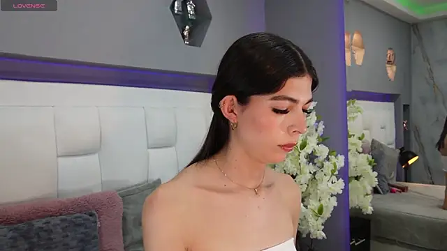 Snapshot of CuteAri chatting on September 2025 08:32:02 PM CuteAri online show from September 2025 08:32:02 PM