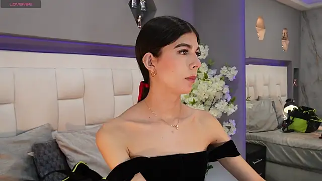 Snapshot of CuteAri chatting on October 2025 08:06:02 PM CuteAri online show from October 2025 08:06:02 PM