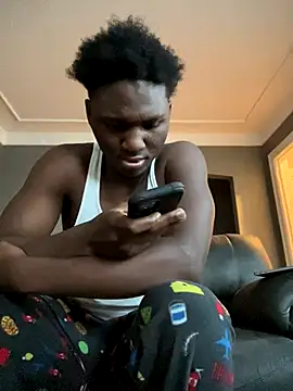 Festivitiesking1 online show from November 2025 12:39:02 PM