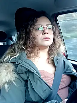 Snapshot of ItalianiMuli chatting on December 2024 08:34:02 AM ItalianiMuli online show from December 2024 08:34:02 AM