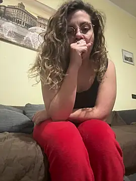 Snapshot of ItalianiMuli chatting on March 2025 10:19:02 PM ItalianiMuli online show from March 2025 10:19:02 PM