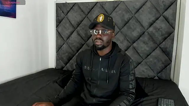 Latrellx7 online show from October 2025 03:40:01 AM