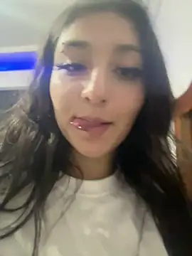 julyana  online show from December 2024 03:35:01 AM