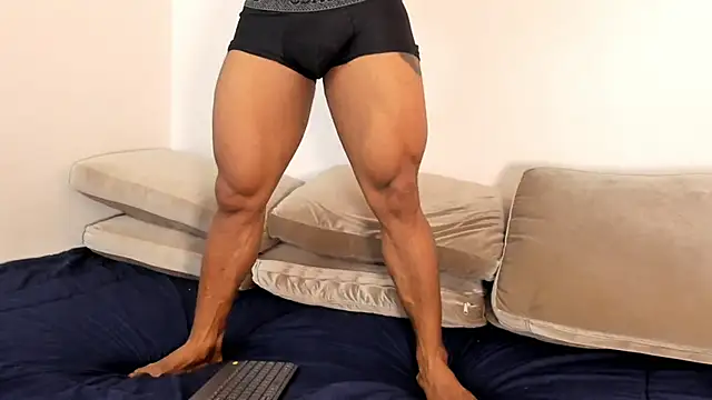 Snapshot of Brock_hurn1 chatting on January 2025 02:37:01 AM Brock hurn1 online show from January 2025 02:37:01 AM