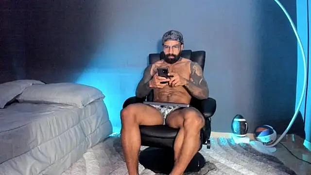 Snapshot of Brock_hurn1 chatting on March 2025 01:31:02 AM Brock hurn1 online show from March 2025 01:31:02 AM