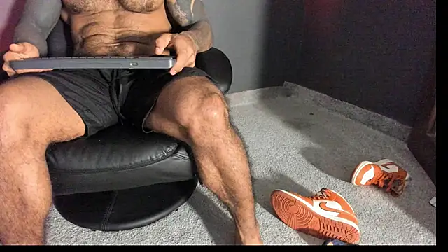 Snapshot of Brock_hurn1 chatting on September 2025 12:03:01 AM Brock hurn1 online show from September 2025 12:03:01 AM
