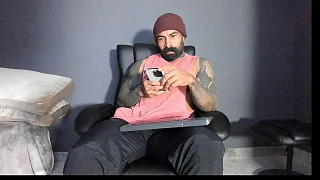 Snapshot of Brock_hurn1 chatting on September 2025 12:49:01 AM Brock hurn1 online show from September 2025 12:49:01 AM