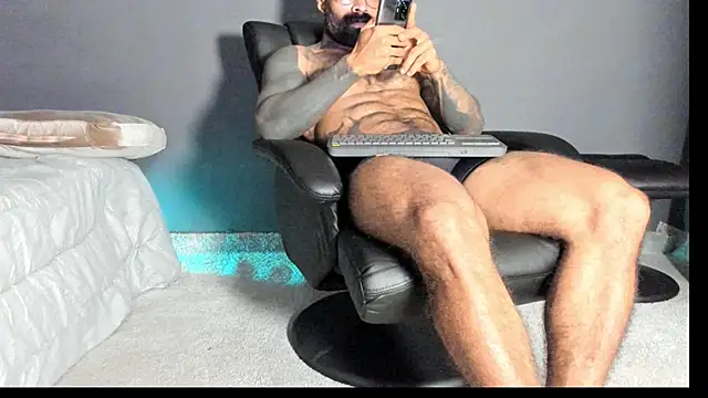 Snapshot of Brock_hurn1 chatting on October 2025 12:11:01 AM Brock hurn1 online show from October 2025 12:11:01 AM