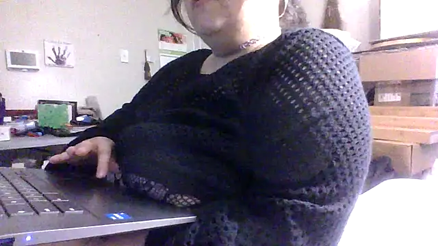 Snapshot of Enchanted_Succubus chatting on June 2026 03:58:02 PM Enchanted Succubus online show from June 2026 03:58:02 PM