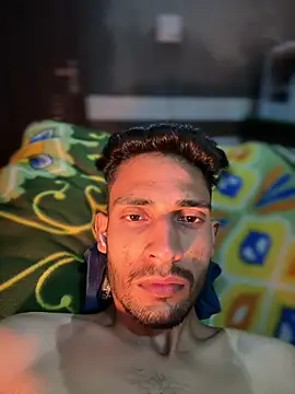 Snapshot of AjaxStar chatting on February 2026 06:37:02 PM AjaxStar online show from February 2026 06:37:02 PM