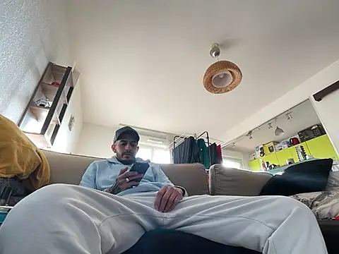 Rebeu313 online show from January 2025 02:35:01 PM