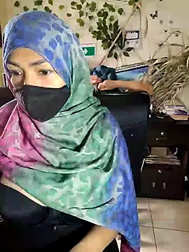 Snapshot of NAJWA-ARAB chatting on January 2025 02:51:02 PM NAJWA-ARAB online show from January 2025 02:51:02 PM