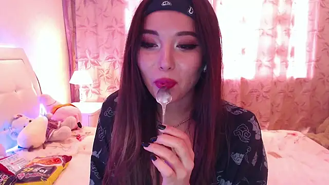 Snapshot of lilianbee chatting on July 2026 05:56:01 AM lilianbee online show from July 2026 05:56:01 AM