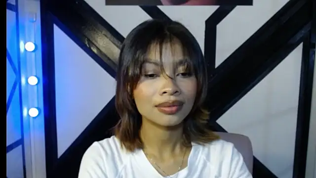 Perla prg online show from March 2026 02:54:02 PM