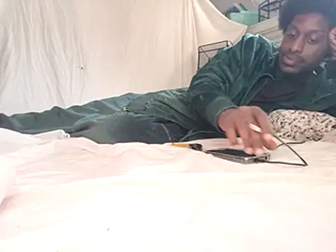 DevinToore online show from October 2025 04:07:02 PM