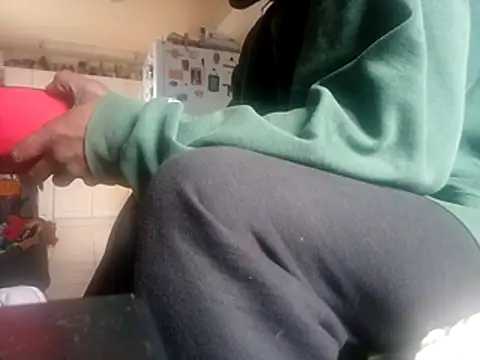 DevinToore online show from December 2025 06:58:02 PM