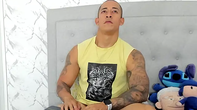 luigiferrara online show from March 2025 11:14:01 PM