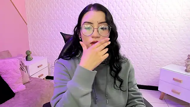 Violetaa diazz online show from November 2025 09:19:02 PM