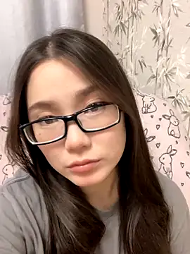 Milka23 online show from October 2025 07:58:01 AM