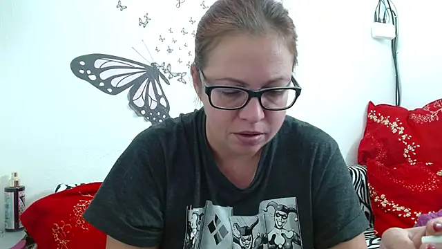 LadyHellene online show from November 2025 06:55:01 AM