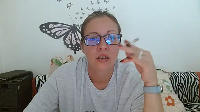 LadyHellene online show from July 2026 05:22:02 AM