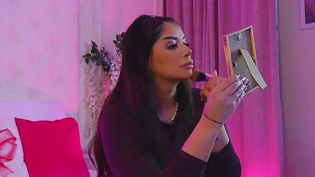 Amberseyes online show from April 2026 08:37:01 AM