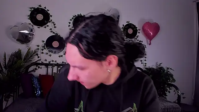 FillDammon online show from February 2025 04:31:01 PM