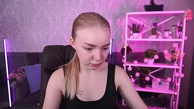 EmilySunshineS online show from September 2025 06:06:01 AM