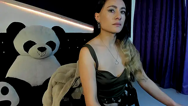 Coral Gibson online show from February 2025 12:25:02 PM